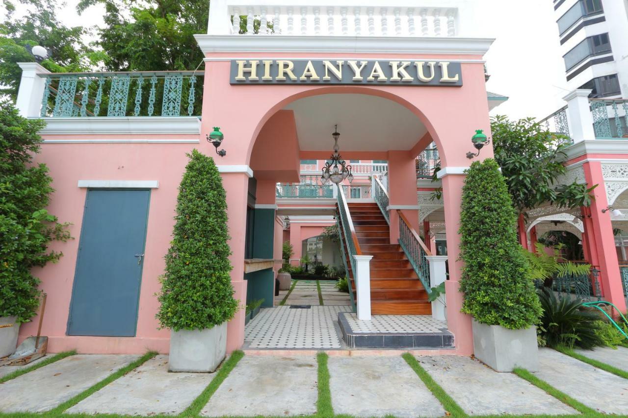 Hiranyakul House Hotell Bangkok Eksteriør bilde